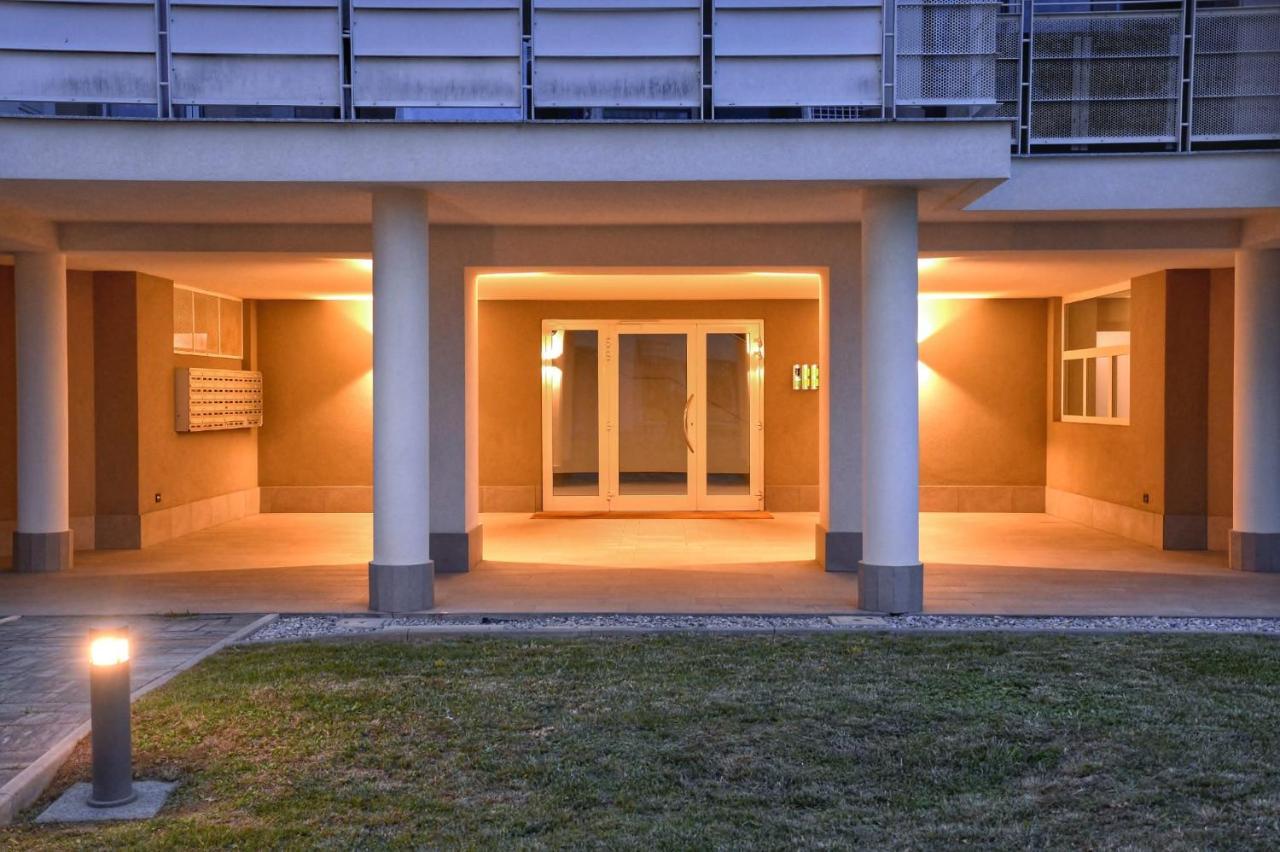 Bloom Apartment Pero Extérieur photo